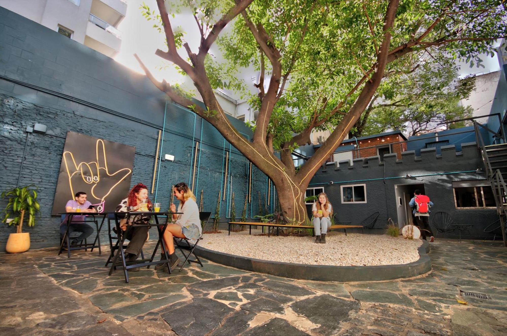 Play Hostel Garden บัวโนสไอเรส ภายนอก รูปภาพ
