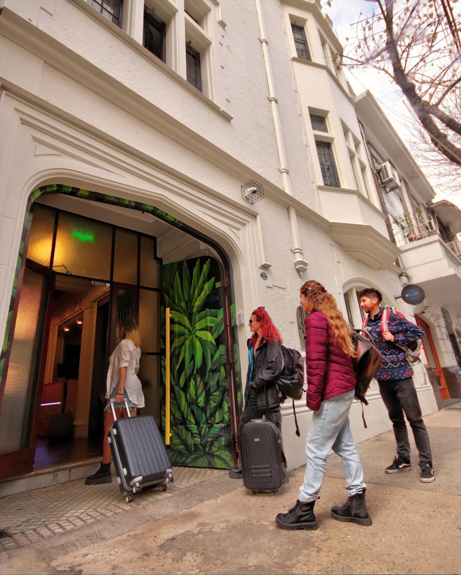 Play Hostel Garden บัวโนสไอเรส ภายนอก รูปภาพ
