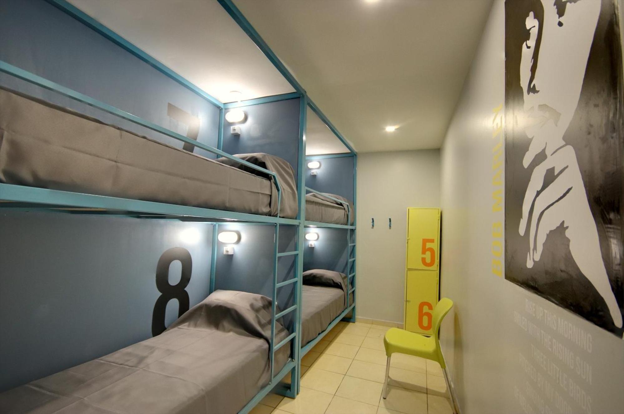 Play Hostel Garden บัวโนสไอเรส ภายนอก รูปภาพ
